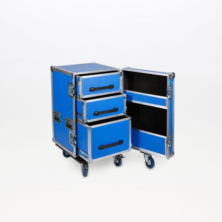 Blauwe Sixtus laden-flightcase met drie geopende laden en wielen